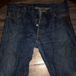 Levi jeans